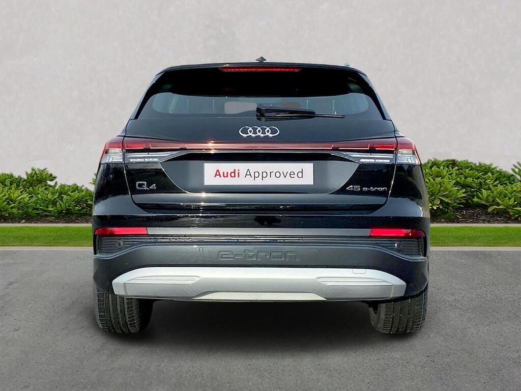 Audi Q4 E Tron 150Kw 40 63Kwh Sport Leather Black #4