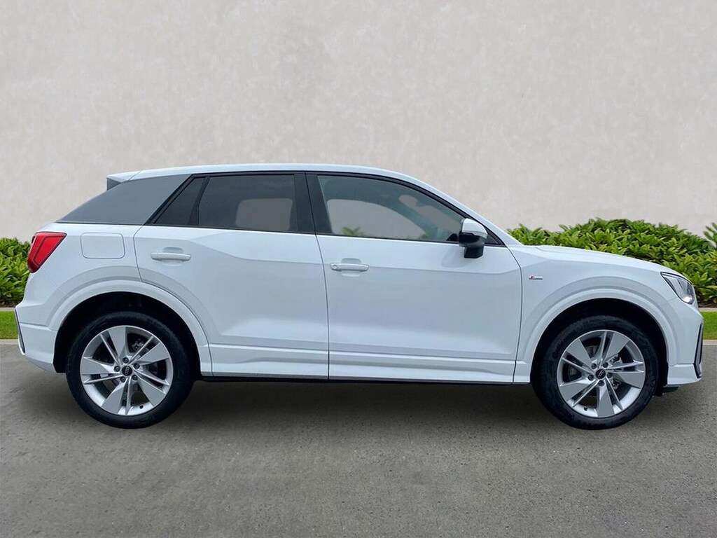 Audi Q2 35 Tfsi S Line S Tronic NV75UNL White #3