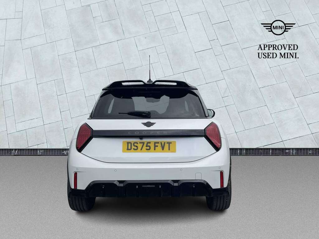 Mini Hatch 1.5 C Sport Level 2 DS75FVT White #4