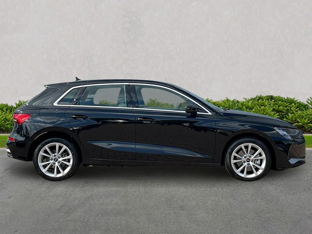 Audi A3 1.5 Tfsie 40 Sport Sportback Plug-in Hy Black #3