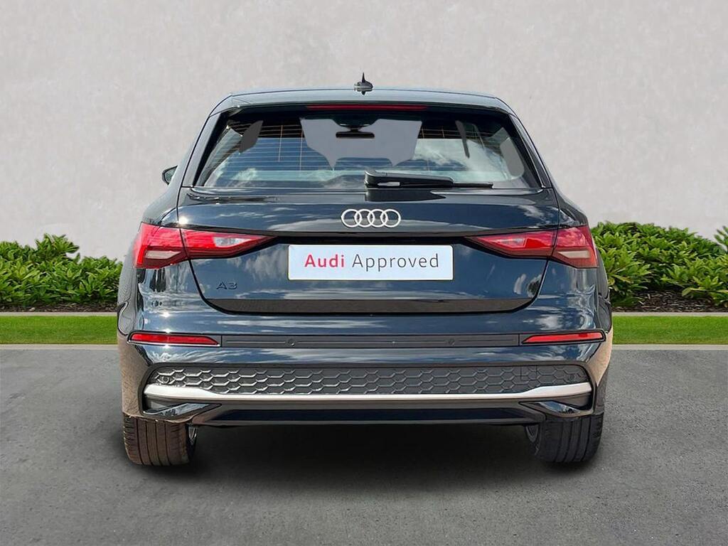 Audi A3 1.5 Tfsie 40 Sport Sportback Plug-in Hy Black #4