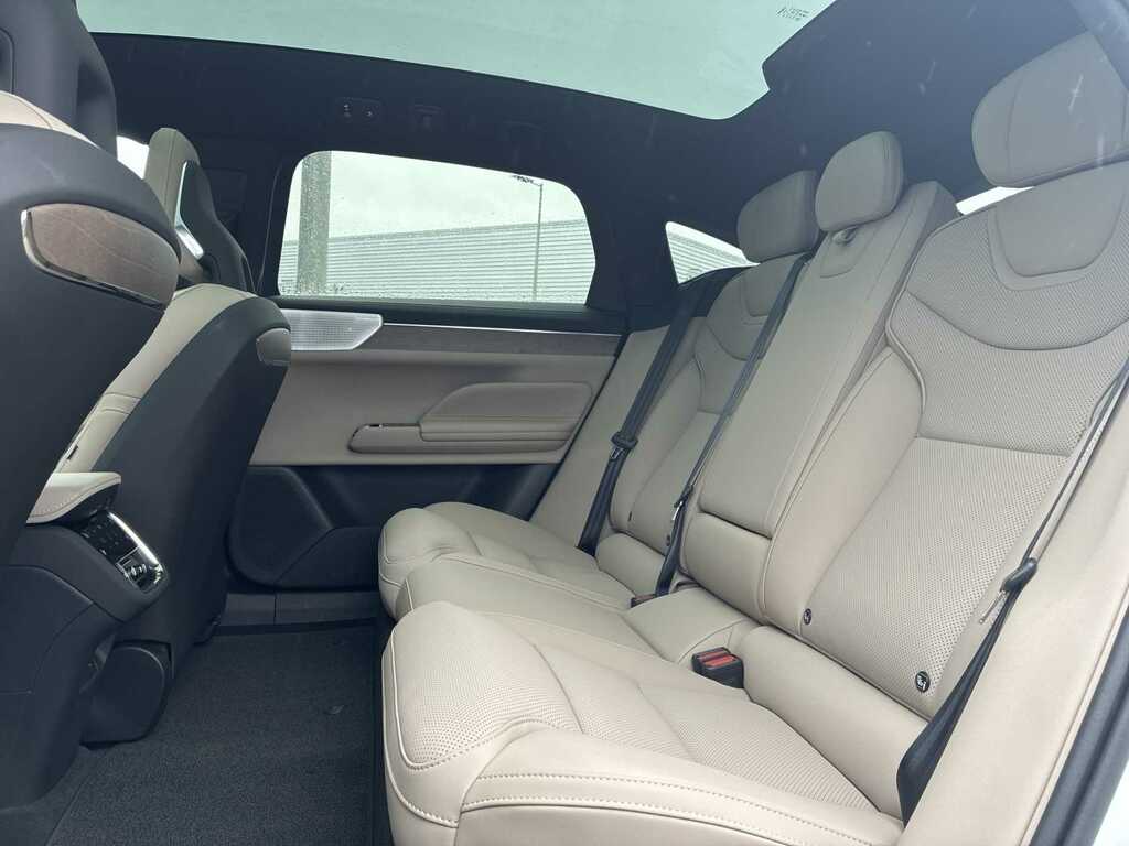 Volvo ES90 Volvo Es90 Hatchback 245Kw Sm Extended Range Plus Black #32