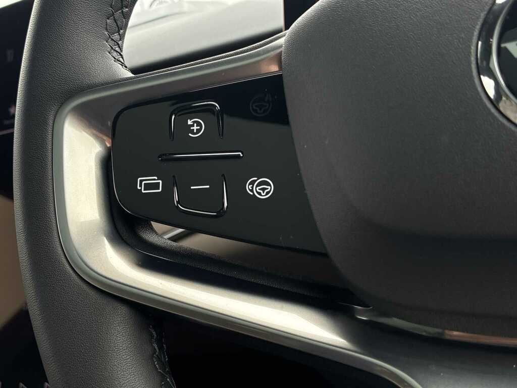 Volvo ES90 Volvo Es90 Hatchback 245Kw Sm Extended Range Plus Black #16