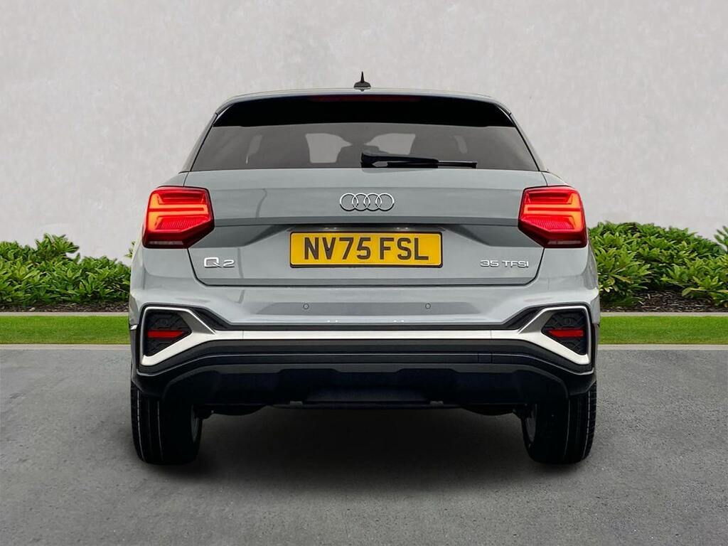 Audi Q2 1.5 Tfsi Cod 35 S Line Suv S Tronic Eur NV75FSL Grey #4