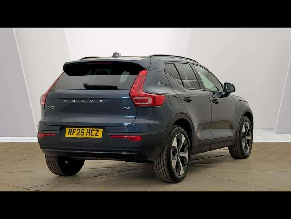 Volvo XC40 2.0 B4p Plus Dark RF25HCZ Blue #3