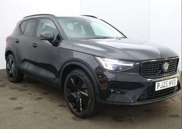 Volvo XC40 2.0 B4p Plus Black Edition Black