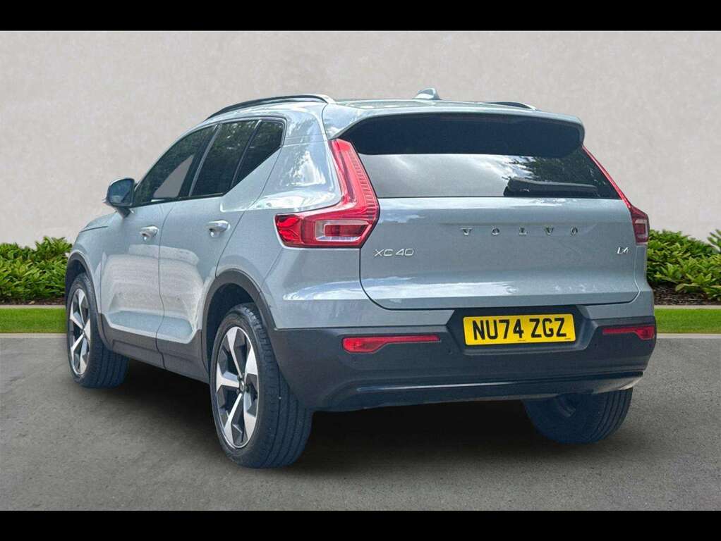 Volvo XC40 2.0 B4p Plus Dark NU74ZGZ Grey #2