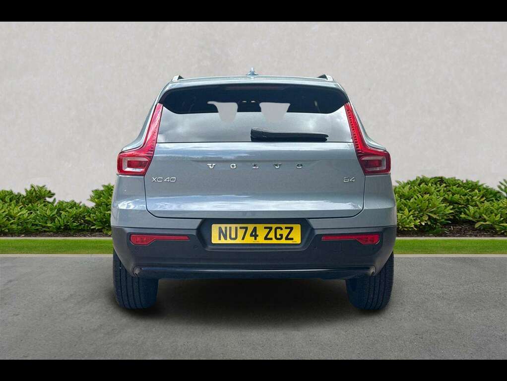 Volvo XC40 2.0 B4p Plus Dark NU74ZGZ Grey #4