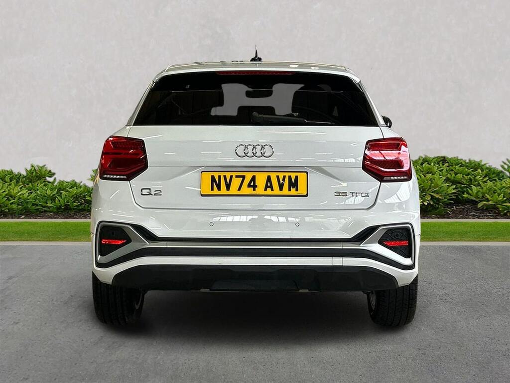 Audi Q2 1.5 Tfsi Cod 35 S Line Suv S Tronic Eur White #4