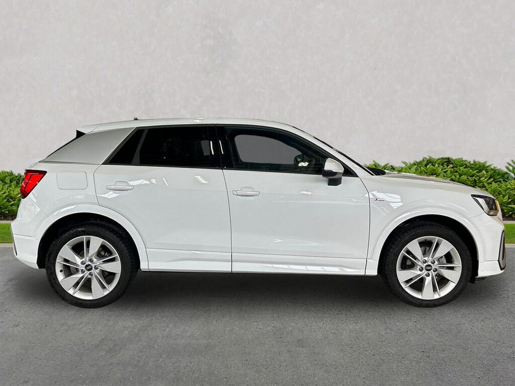 Audi Q2 1.5 Tfsi Cod 35 S Line Suv S Tronic Eur White #3