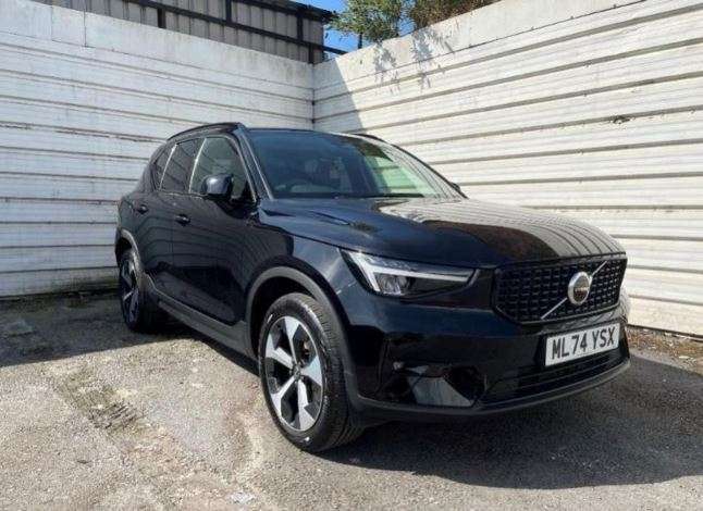 Volvo XC40 2.0 B3p Plus Dark Black