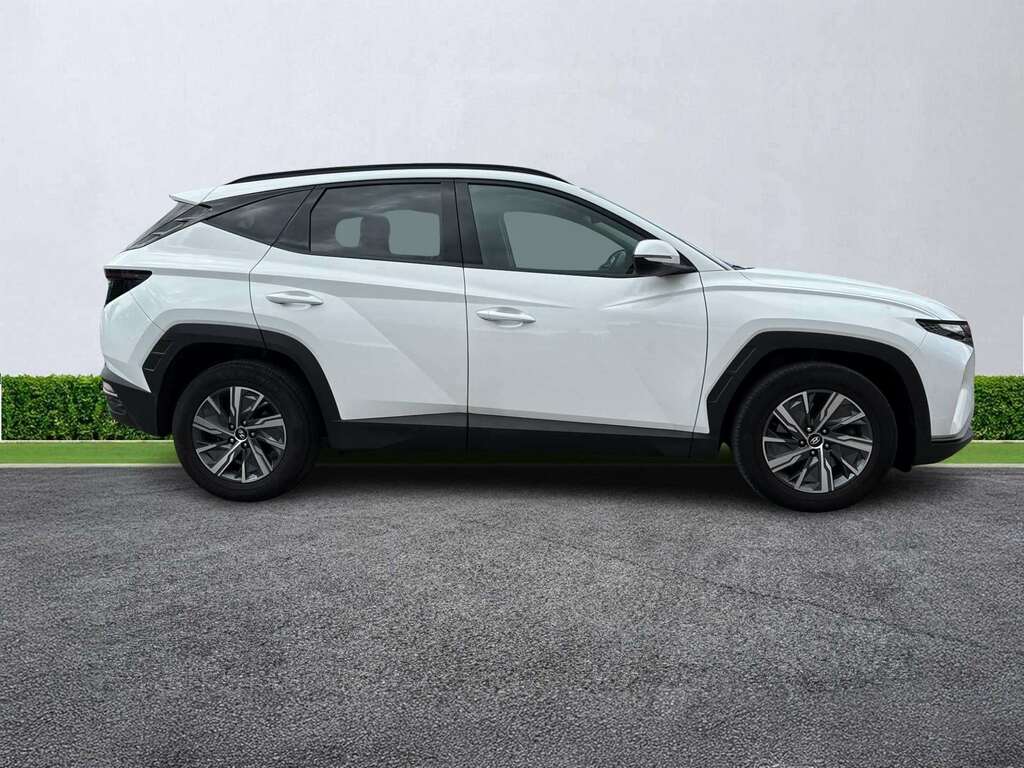 Hyundai Tucson 1.6 Tgdi Se Connect 2Wd White #3