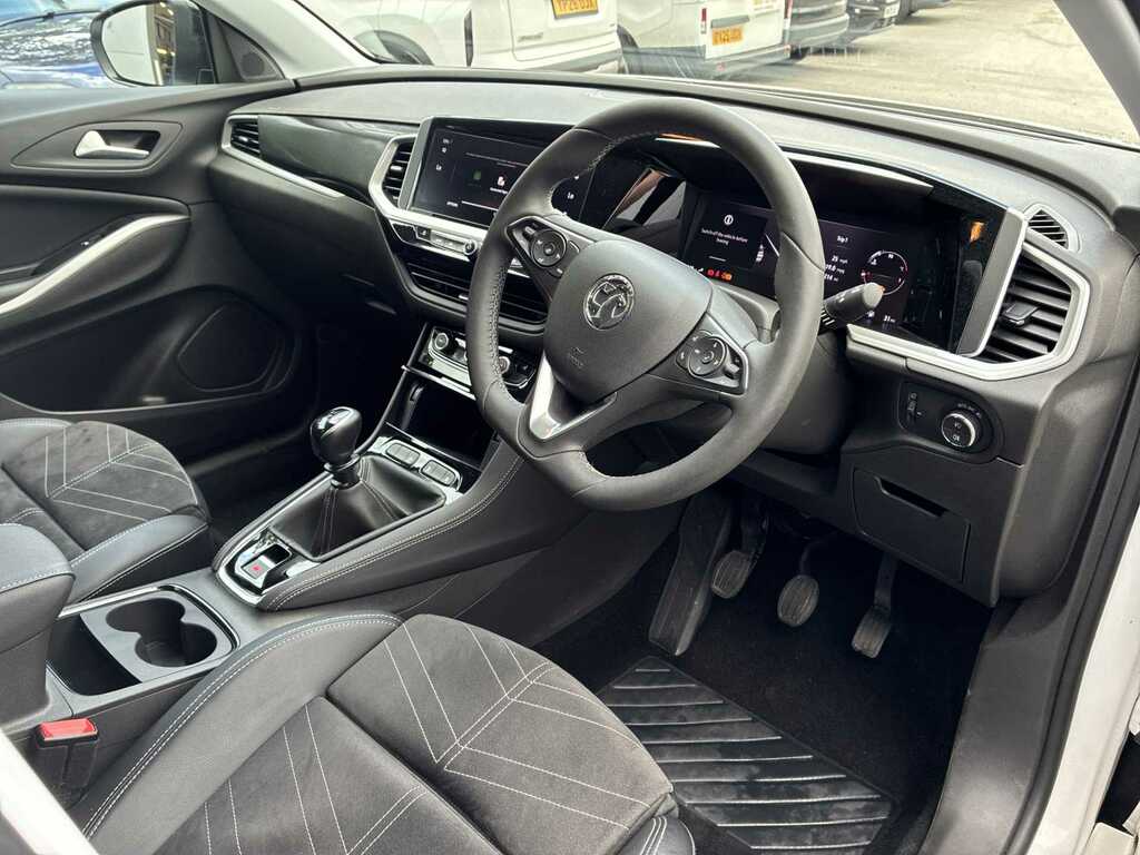 Vauxhall Grandland 157Kw Ultimate 73Kwh Blue #14