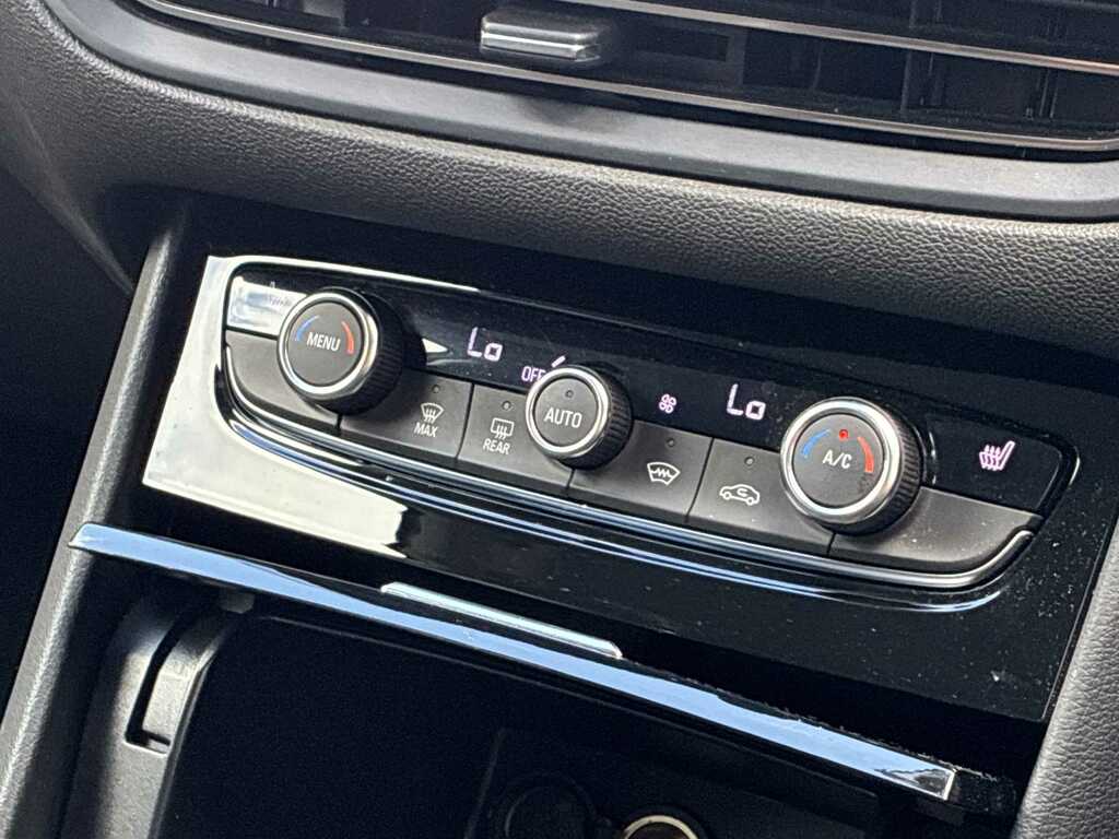 Vauxhall Grandland 157Kw Ultimate 73Kwh Blue #11