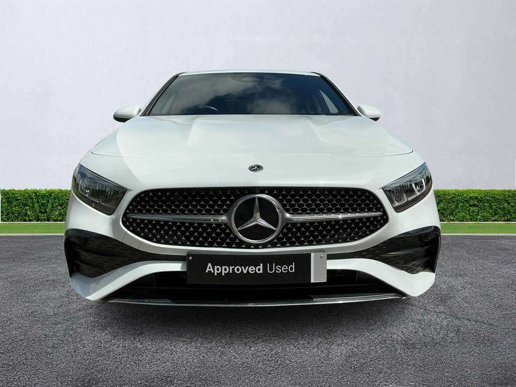 Mercedes-Benz A Class A200 Amg Line Executive GY73LBZ White #4