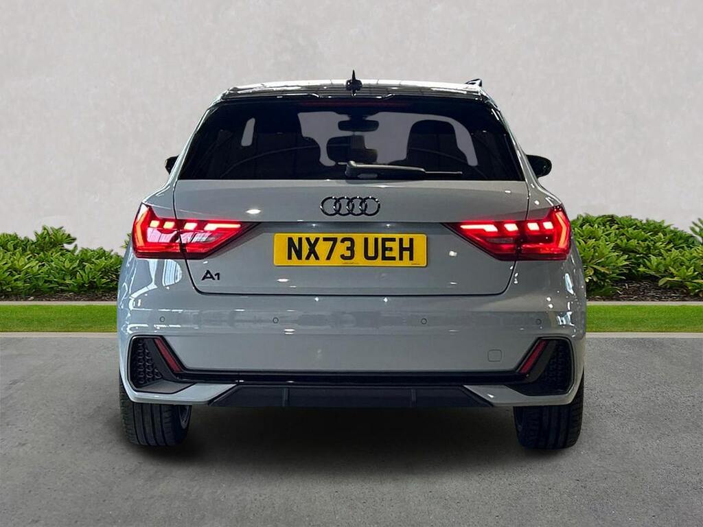 Audi A1 1.0 Tfsi 25 Black Edition Sportback Man NX73UEH Grey #4