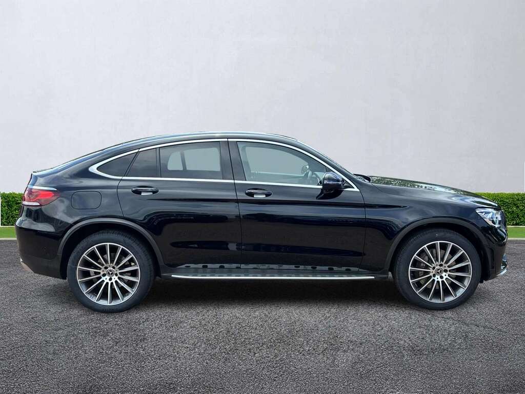Mercedes-Benz GLC Class Glc 220D 4Matic Amg Line Premium 9G-tronic GY23TBU Black #3