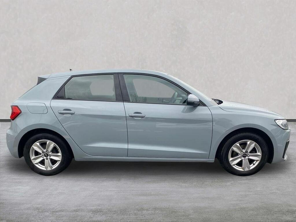 Audi A1 Audi A1 Sportback Technik 25 Tfsi 95 Ps 5-Speed SH23XSB Grey #3