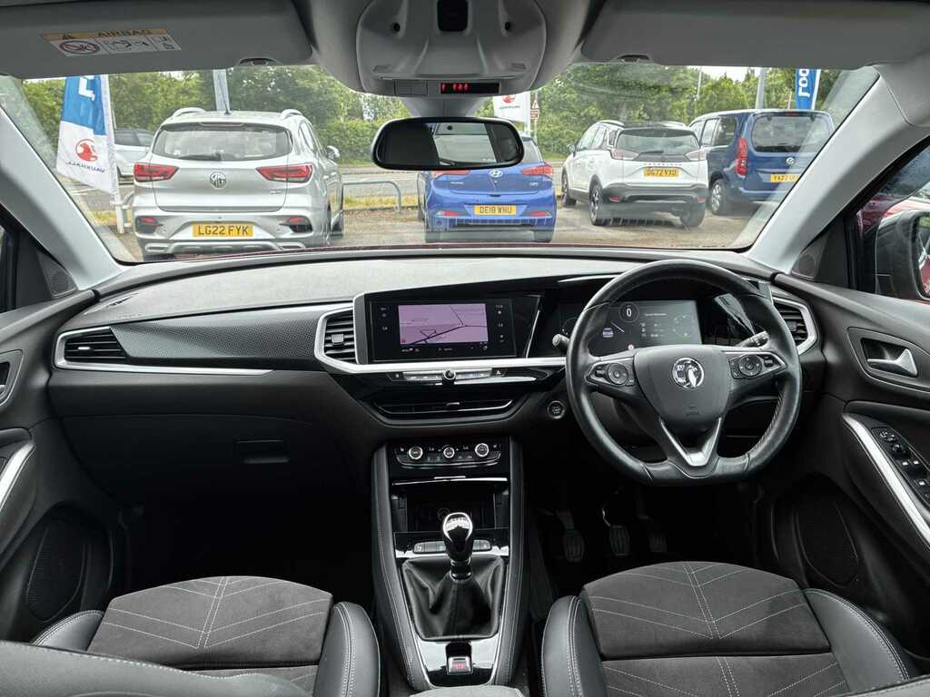 Vauxhall Grandland 1.2 Turbo Ultimate Black #8