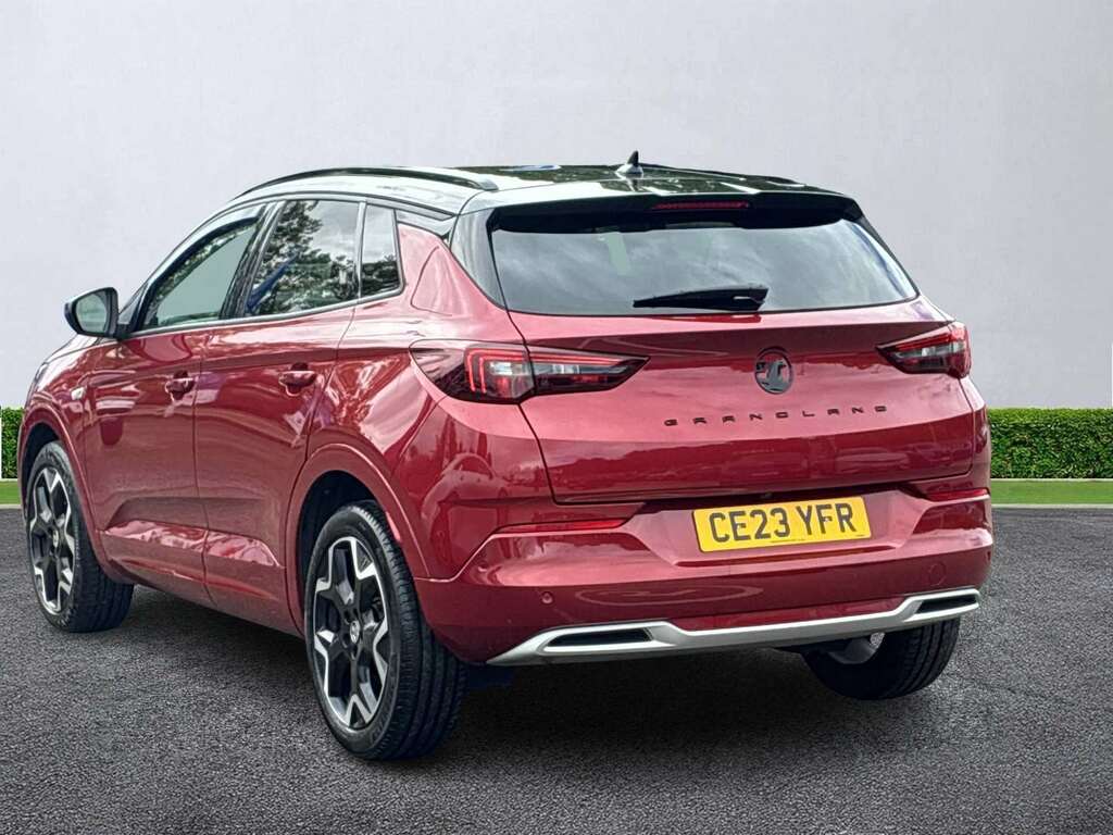 Vauxhall Grandland 1.2 Turbo Ultimate Red #2