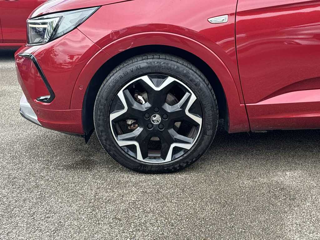 Vauxhall Grandland 1.2 Turbo Ultimate Red #6
