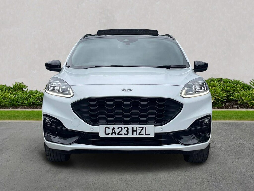 Ford Kuga 1.5 Ecoboost 150 Black Package Edition CA23HZL White #4
