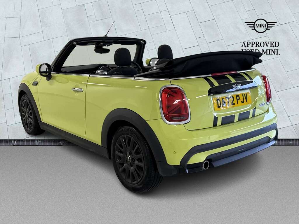 Mini Convertible 1.5 Cooper Classic Yellow #2