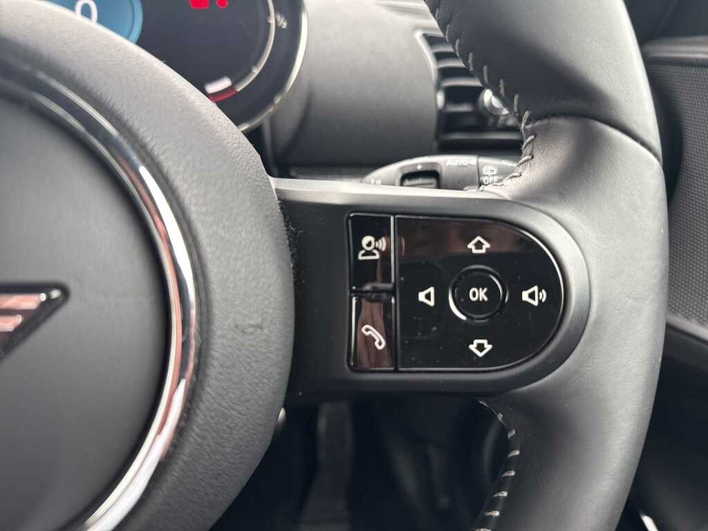 Mini Clubman 1.5 Cooper Sport 6Dr Black #26