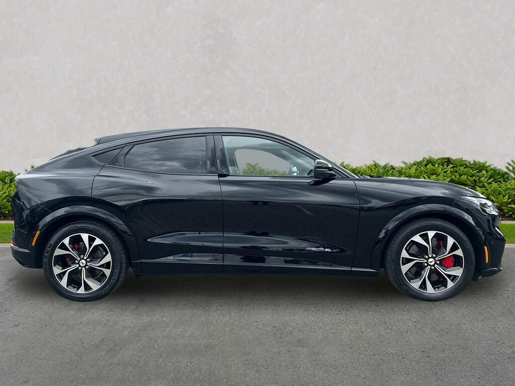 Ford Mustang Mach-E Extended Range 91Kwh Suv Aw Black #3