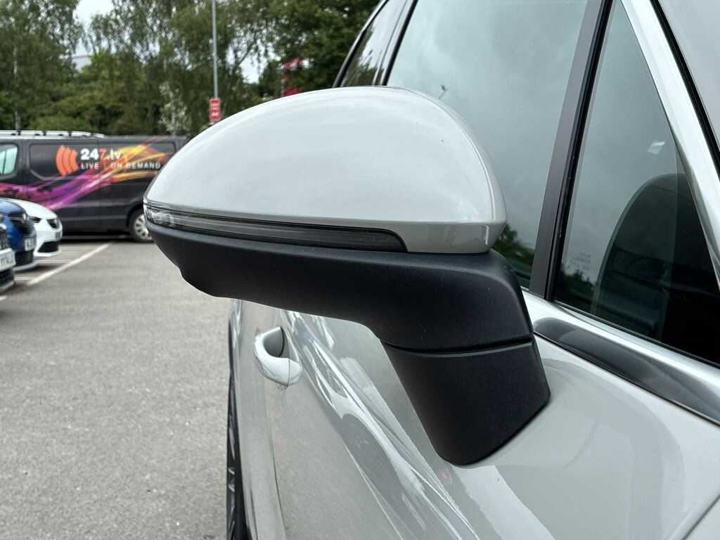 Porsche Cayenne Cayenne E-hybrid Coup My24 Black #30