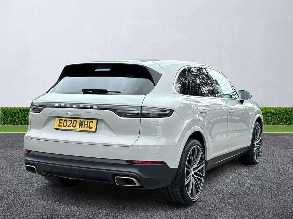 Porsche Cayenne Cayenne E-hybrid Coup My24 Black #17