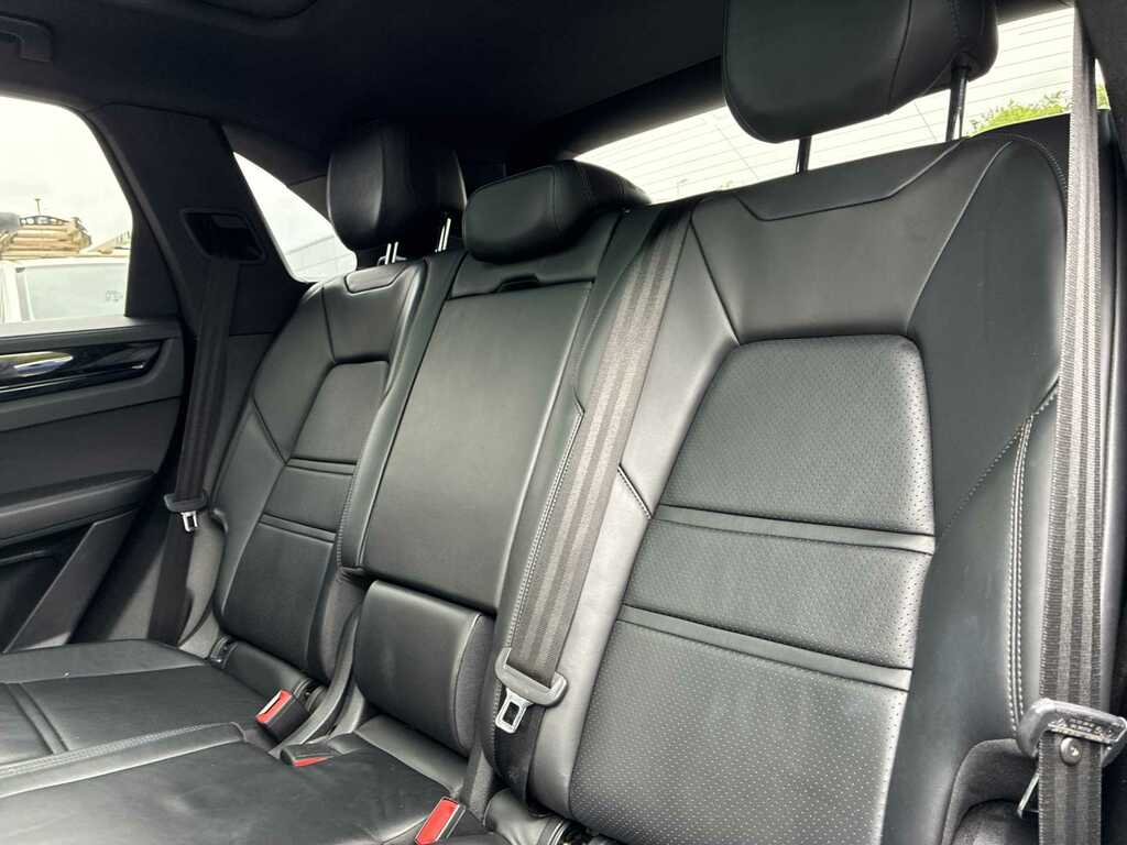 Porsche Cayenne Cayenne E-hybrid Coup My24 Black #15