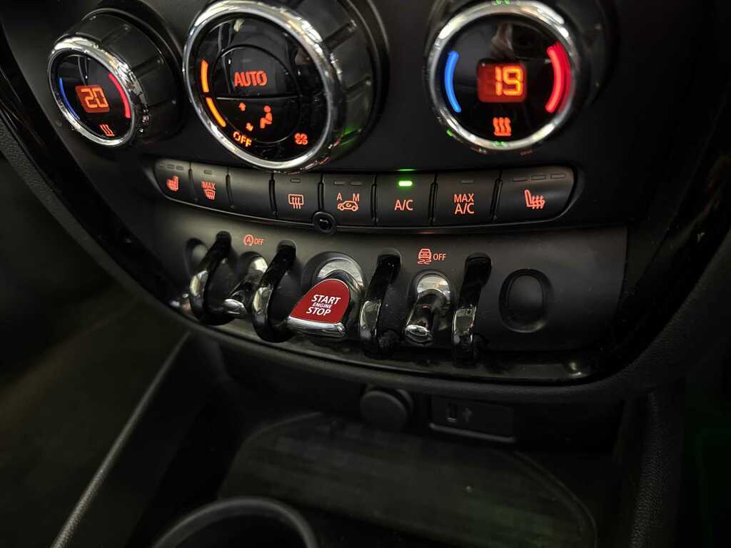 Mini Clubman 1.5 Cooper Exclusive 6Dr Silver #22