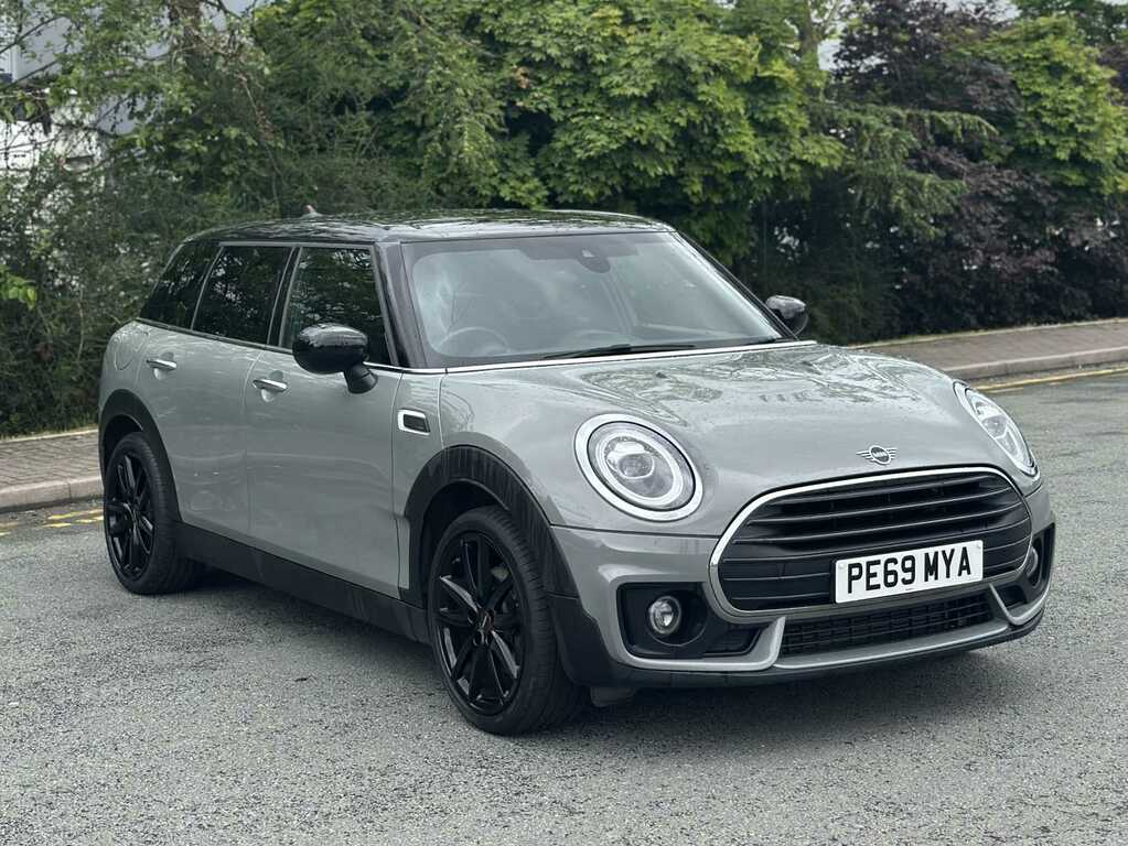 Mini Clubman 1.5 Cooper Classic 6Dr Red #7