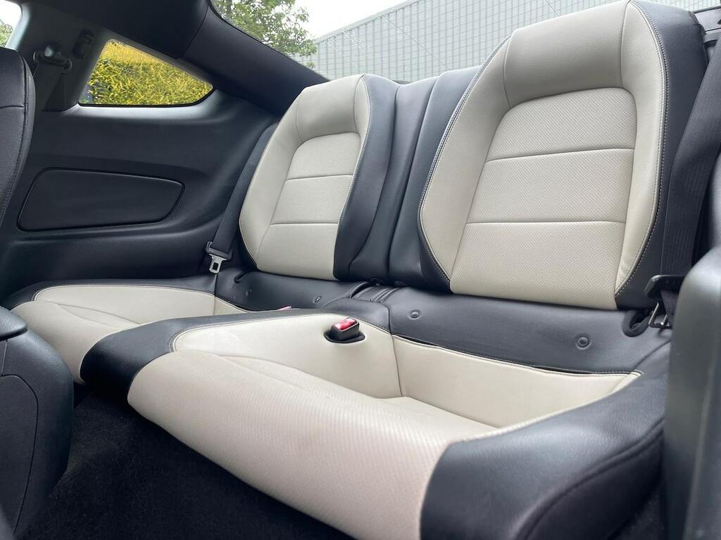 Ford Mustang 2.3 Ecoboost White #16