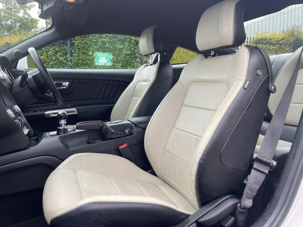 Ford Mustang 2.3 Ecoboost White #32