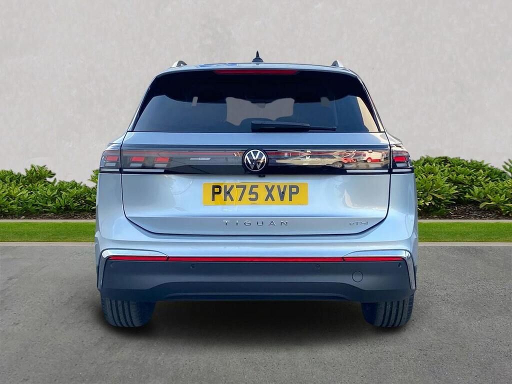 Volkswagen Tiguan 1.5 Etsi Mhev Elegance Suv Hybrid Dsg E PK75XVP Silver #4