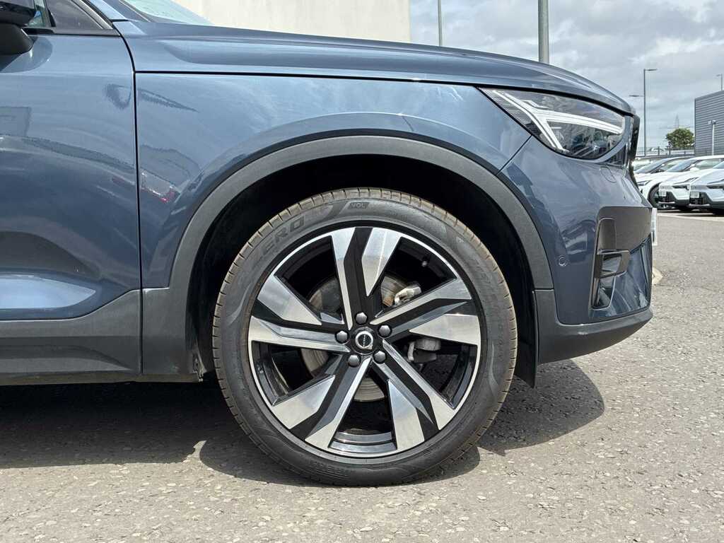 Volvo XC40 2.0 B3p Ultra Dark RF25GUK Blue #5