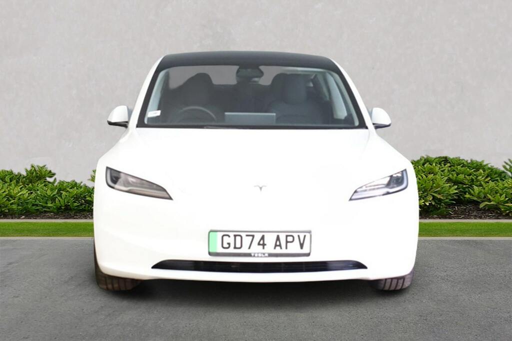 Tesla Model 3 Dual Motor Long Range Saloon 4 GD74APV White #5