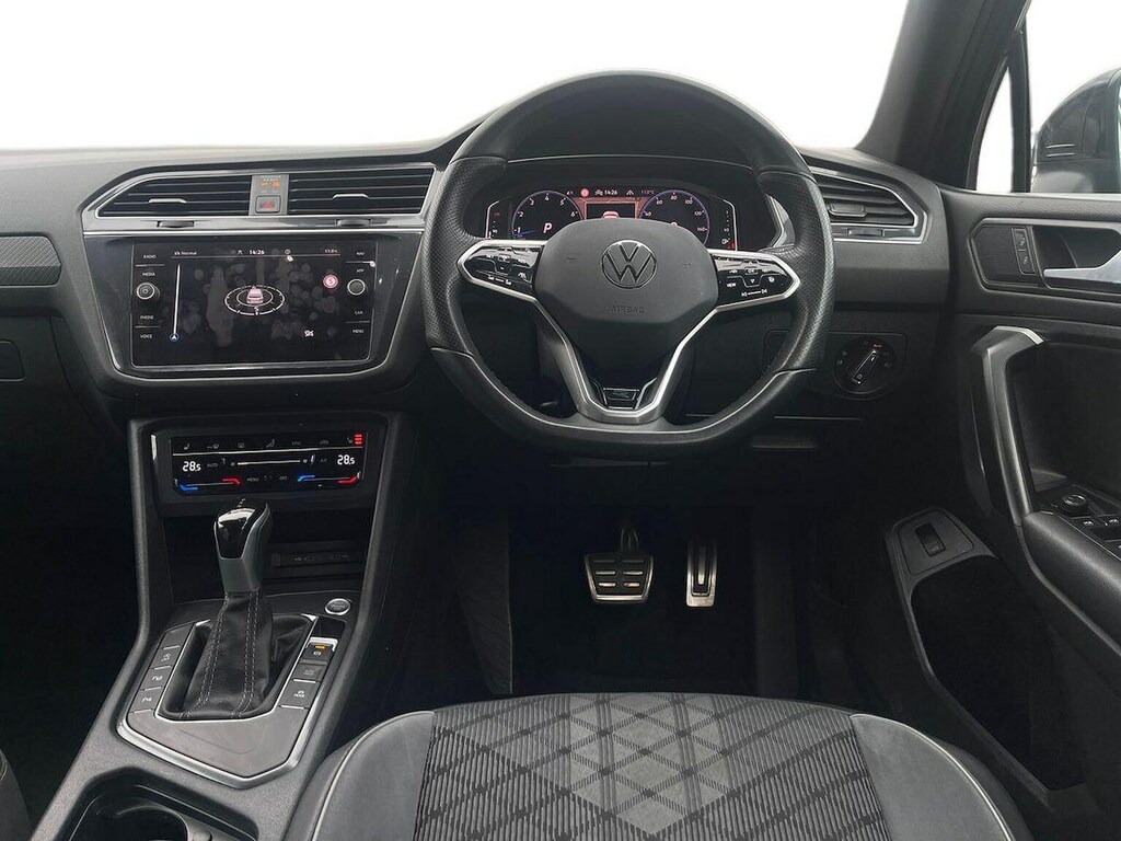 Volkswagen Tiguan Allspace 1.5 Tsi R-line Dsg 2024 White #9