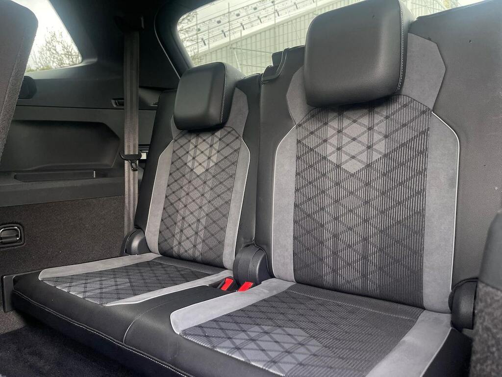 Volkswagen Tiguan Allspace 1.5 Tsi R-line Dsg 2024 White #41