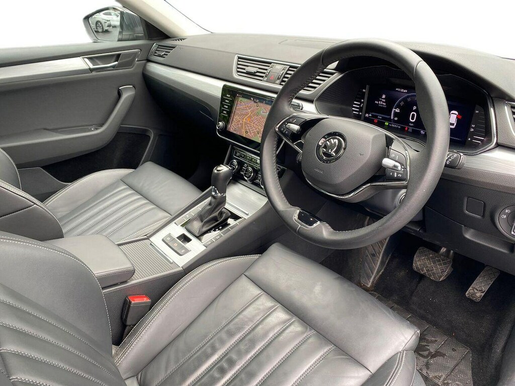 Skoda Superb 1.5 Tsi E-tec Se Technology Dsg Black #16