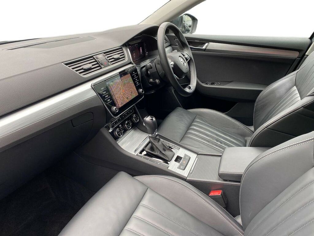 Skoda Superb 1.5 Tsi E-tec Se Technology Dsg Black #8