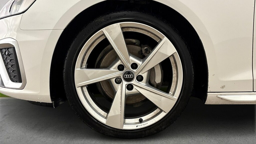 Audi A4 2.0 Tfsi 40 S Line Estate S Tronic Euro LS24YJJ White #4