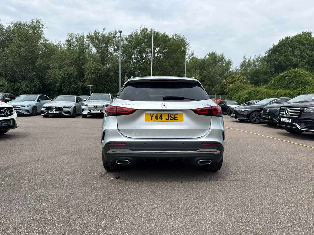 Mercedes-Benz GLA Class Gla 220D 4Matic Amg Line Executive EP23AVY Silver #5