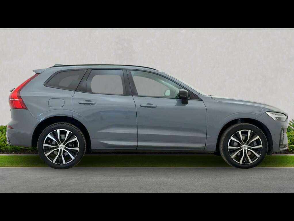 Volvo XC60 2.0 B5p Ultimate Dark Awd Geartronic CF23YSL Grey #3