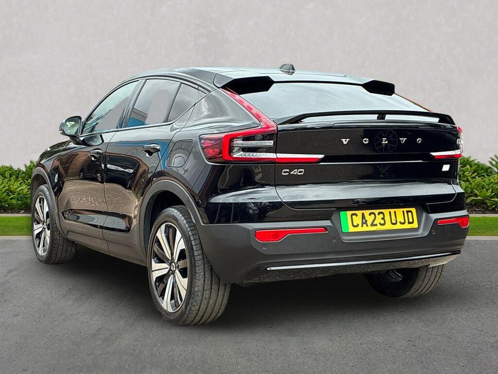 Volvo C40 Recharge 69Kwh Core Suv 231 Ps Black #2