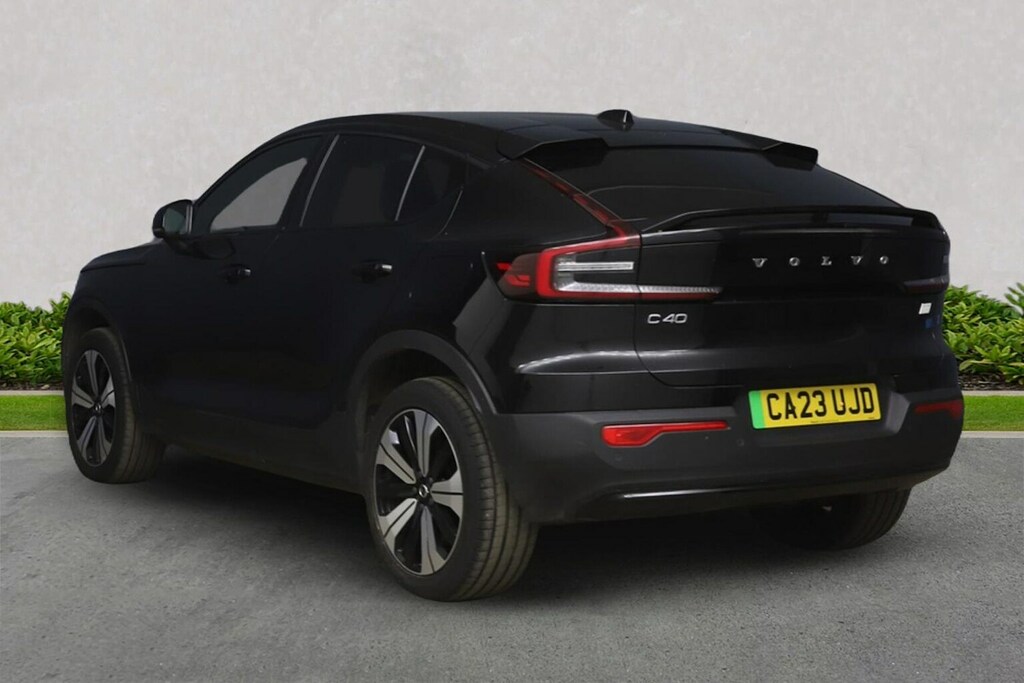 Volvo C40 Recharge 69Kwh Core Suv 231 Ps Black
