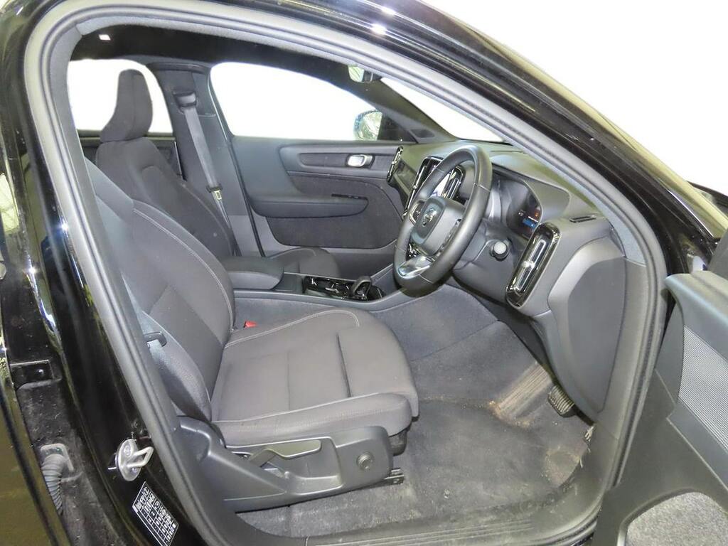 Volvo C40 Recharge 69Kwh Core Suv 231 Ps Black #6