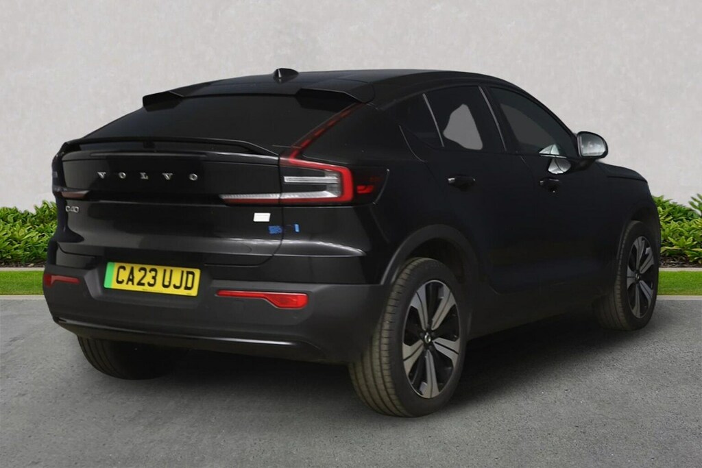 Volvo C40 Recharge 69Kwh Core Suv 231 Ps Black #3